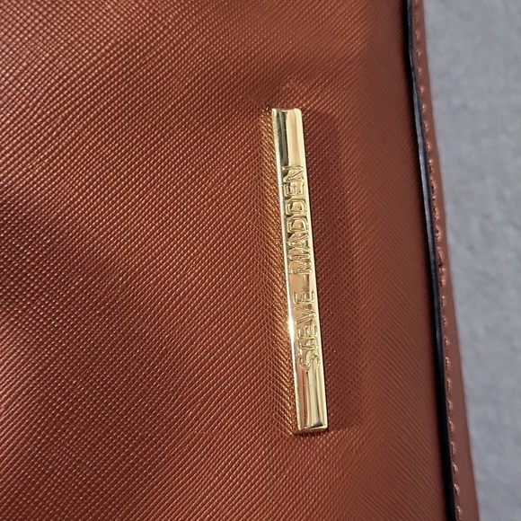 Steve Madden Purse - Picture 9 of 17